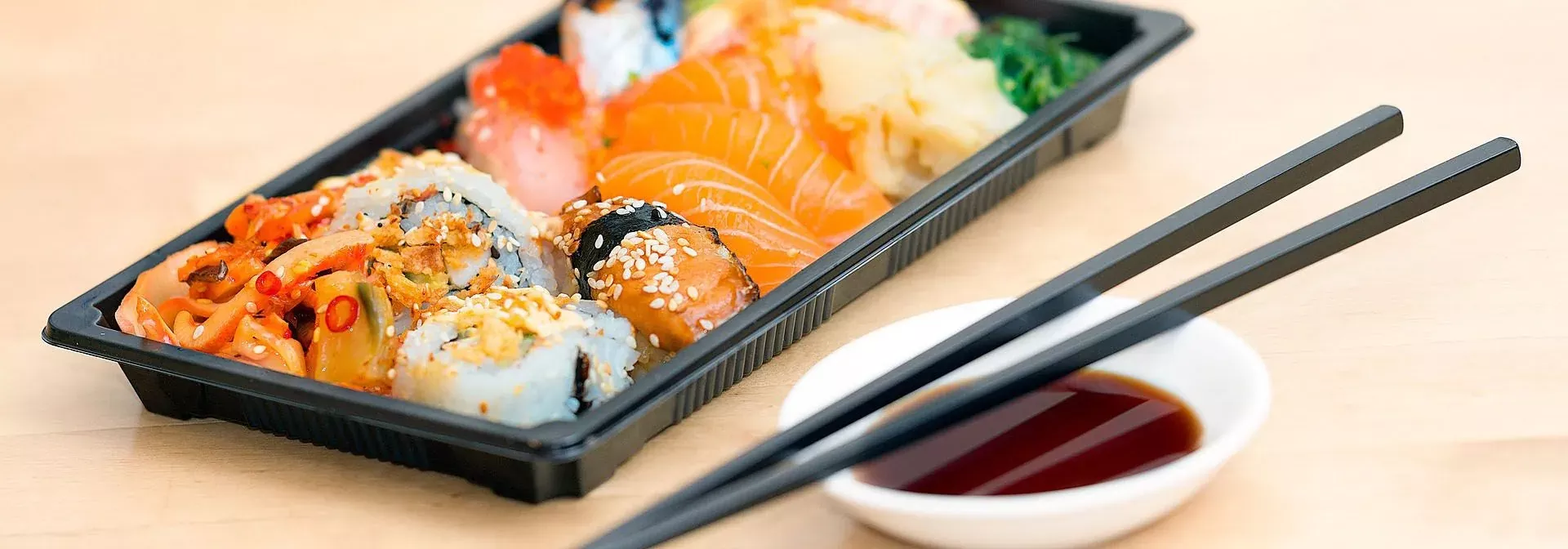 Food Safe Efsa Key Visual - Sushi Plate